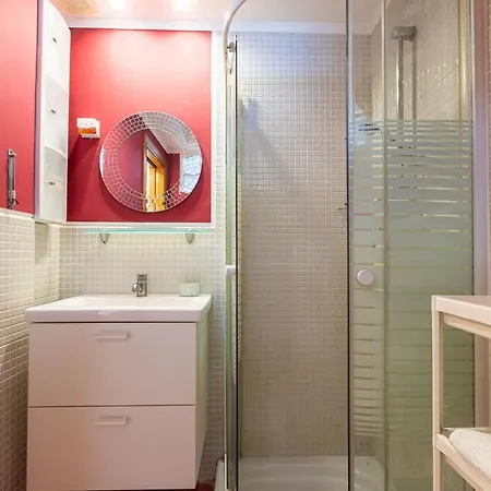 فندق Apartamento El Velero Primera Linea Playa *