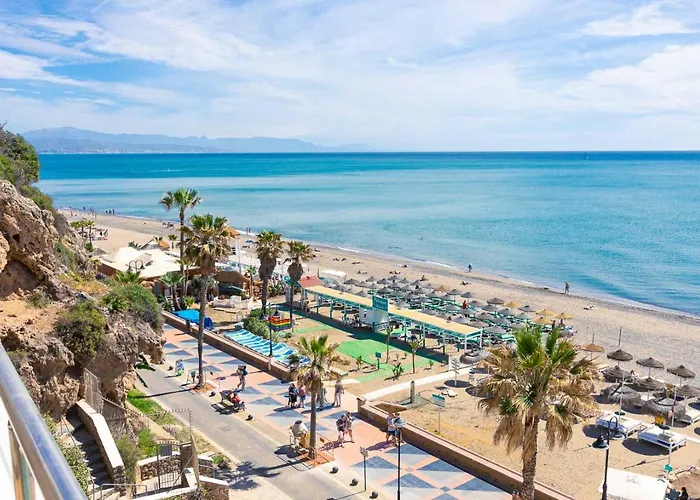 Apartamento El Velero Primera Linea Playa Hotel *