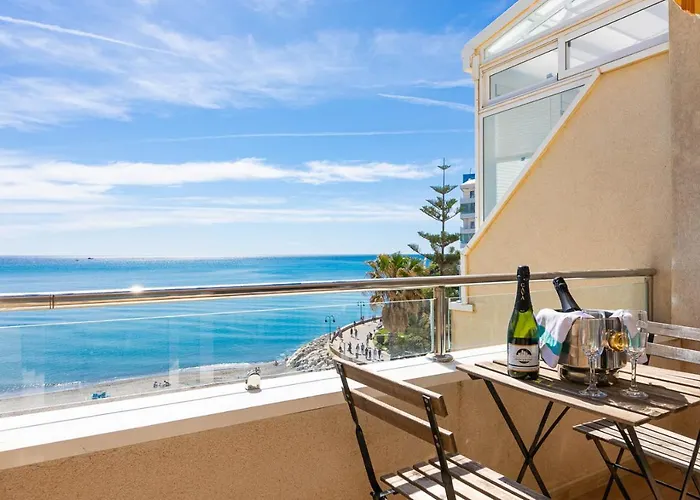 Apartamento El Velero Primera Linea Playa *