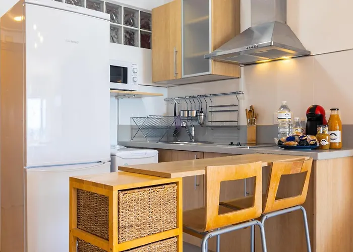 Hotel Apartamento El Velero Primera Linea Playa *