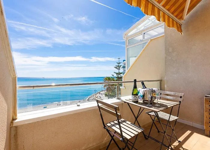 Hotel Apartamento El Velero Primera Linea Playa *