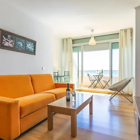 Apartamento El Velero Primera Linea Playa *